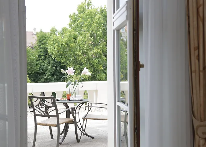 Hotel Radisson Blu Carlton Hotel, 4*