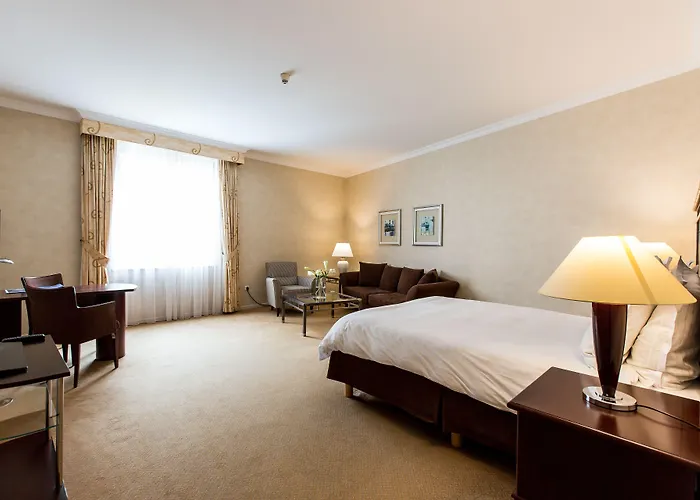 Hotel Radisson Blu Carlton Hotel, 4*