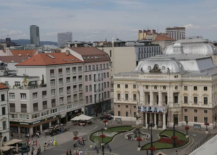 Radisson Blu Carlton Hotel,