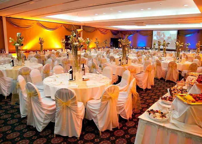 Hotel Radisson Blu Carlton Hotel, 4*