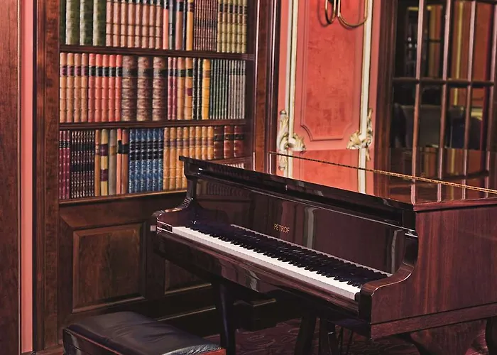 Radisson Blu Carlton Hotel, Bratislava