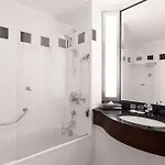 Hotel Radisson Blu Carlton Hotel, 4*