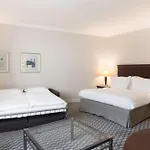 Radisson Blu Carlton Hotel, 4*