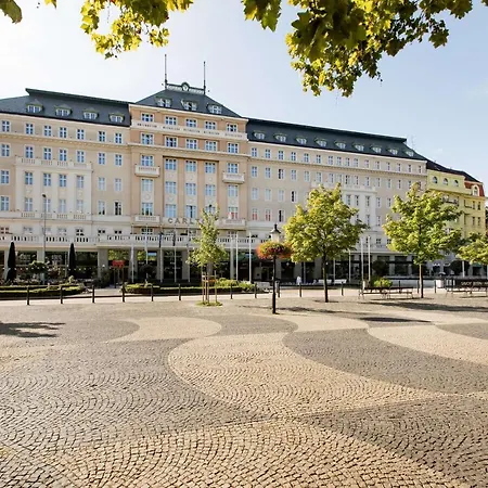 Hotell Radisson Blu Carlton Hotel,