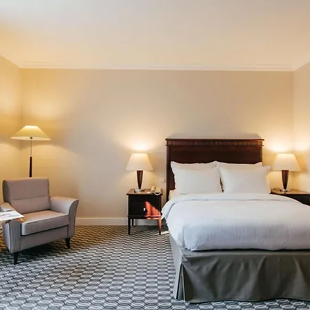 Radisson Blu Carlton Hotel, Hotel 4*