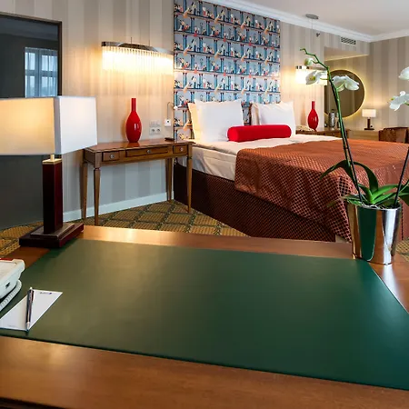 Hotel Radisson Blu Carlton Hotel,