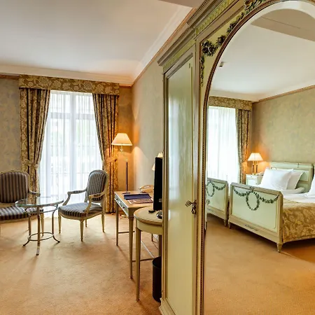 Radisson Blu Carlton Hotel, Pressburg