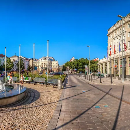 ラディソン ブルー カールトン ホテル 4*