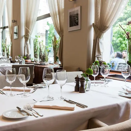 Hotel Radisson Blu Carlton Hotel, 4*