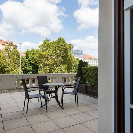 Radisson Blu Carlton Hotel, 4* Bratislava