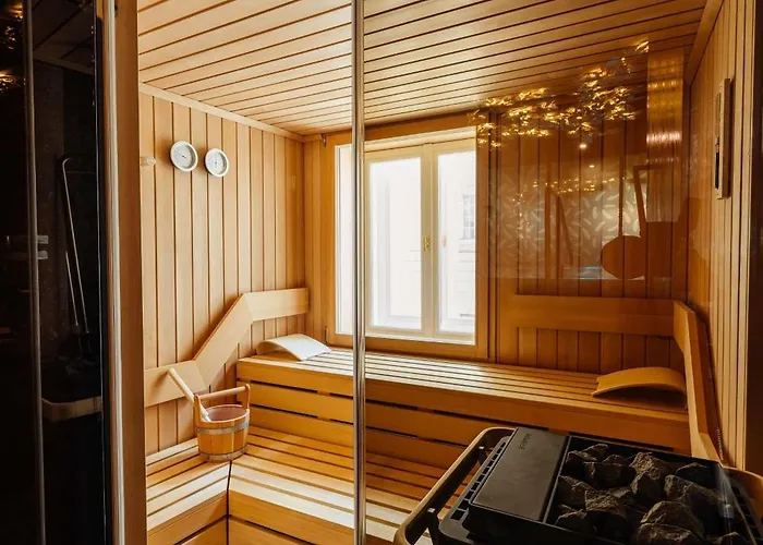 Radisson Blu Carlton Hotel, 4* Bratislava