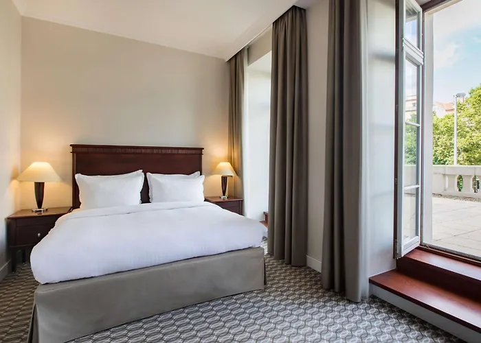 Radisson Blu Carlton Hotel, Hotel 4*