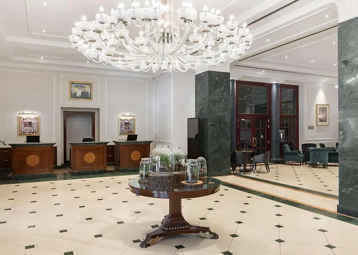 Radisson Blu Carlton Hotel, 4*