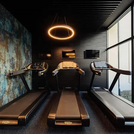 Hotel Radisson Blu Carlton Hotel, 4*