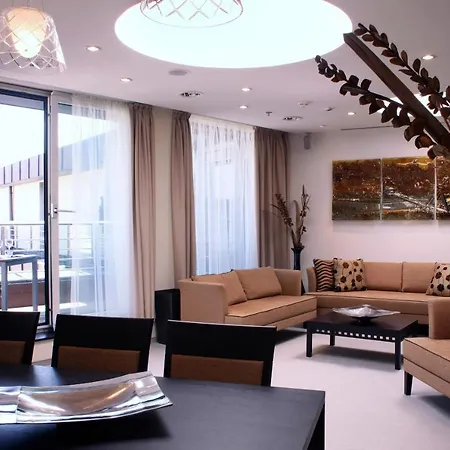 Radisson Blu Carlton Hotel, 4* Pressburg