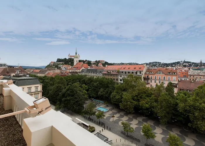 Hotel Radisson Blu Carlton Hotel, 4*