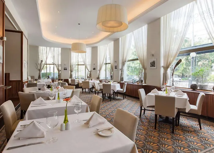 Radisson Blu Carlton Hotel,