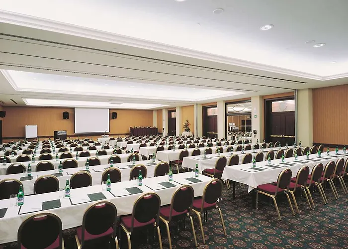 Radisson Blu Carlton Hotel, Hotel Bratislava