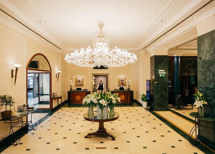 Radisson Blu Carlton Hotel, 4*